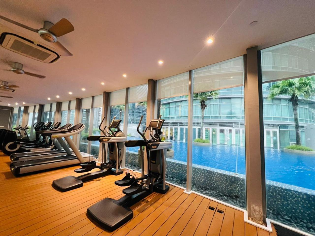 Vortex Suites Klcc By Moonlight Kuala Lumpur Exterior foto